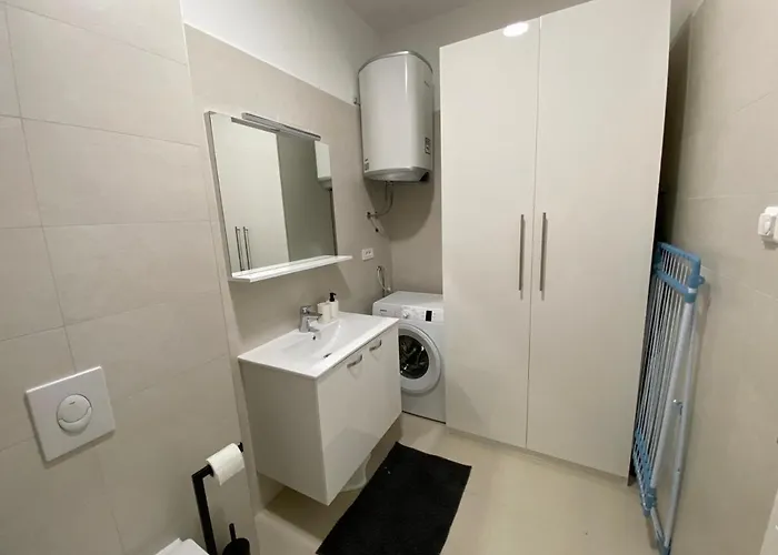 Emanuel Appartement *